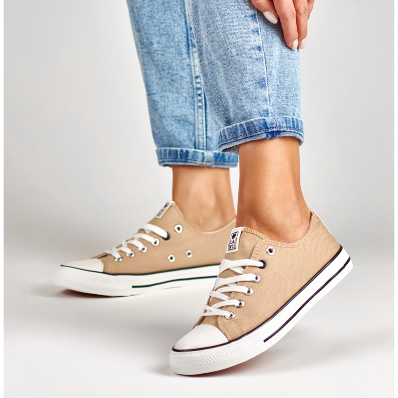 Zapatillas beige de La.Fi 1
