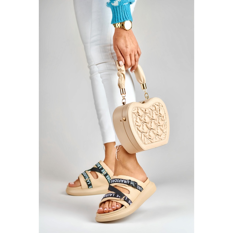 Elegantes zapatillas beige de La.Fi 2