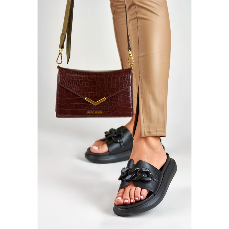 La.Fi Chanclas negras con cadena negro 2 La.Fi Chanclas negras con cadena negro 2