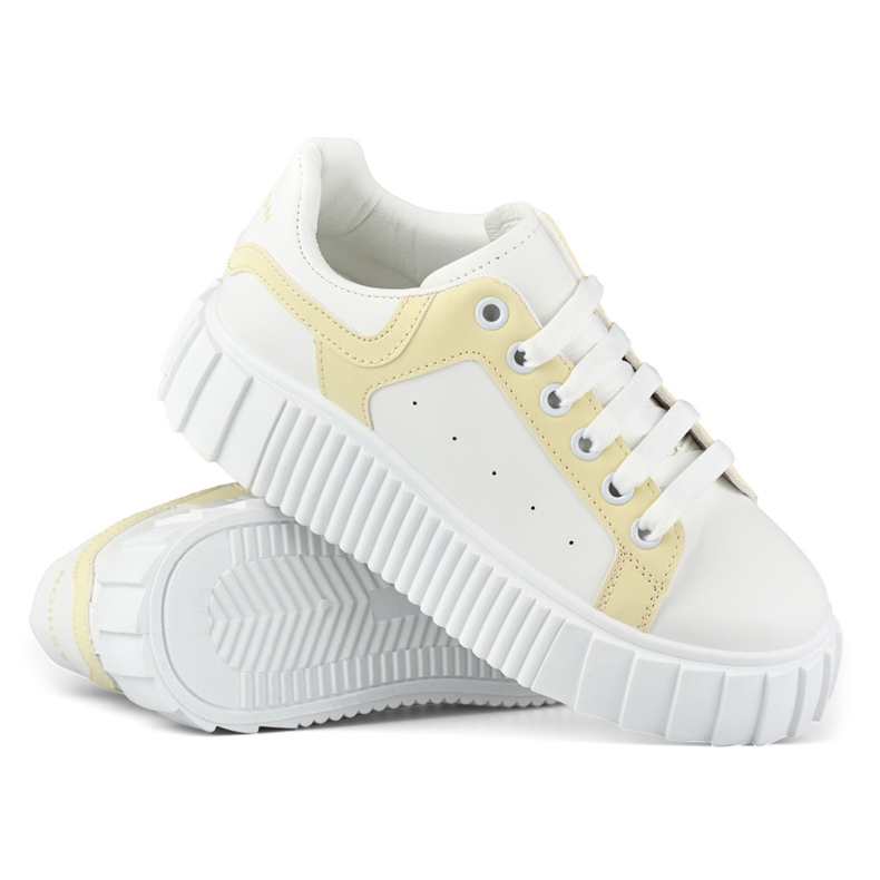 Deportivas blancas de mujer con suela gruesa. blanco 1