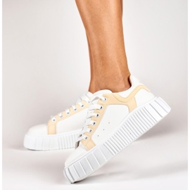 Deportivas blancas de mujer con suela gruesa. blanco 7