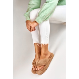 Chanclas beige pelo 2 Chanclas beige pelo 2