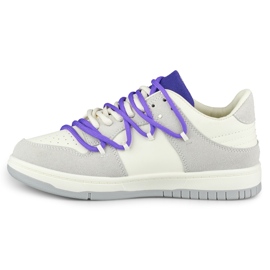 Deportivas de mujer con cordones morados blanco 2