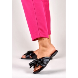 Chanclas negras con lazo de Isanna negro 5