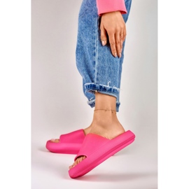 Cómodas zapatillas de estar por casa de mujer fabricadas en foam fucsia rosado 2 Cómodas zapatillas de estar por casa de mujer fabricadas en foam fucsia rosado 2