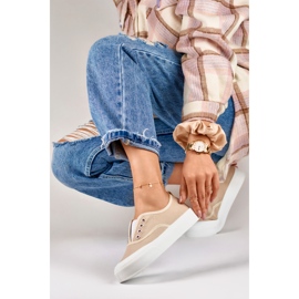 Deportivas de mujer beige con elástico 3