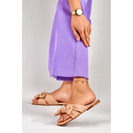 Chanclas con lazo beige de Isanna 6