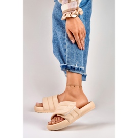 Babucha mujer beige ajustable con velcro 4