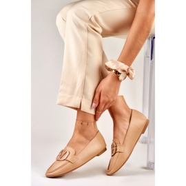 Zapatos beige oscuro para mujer fabricados en ecopiel 3