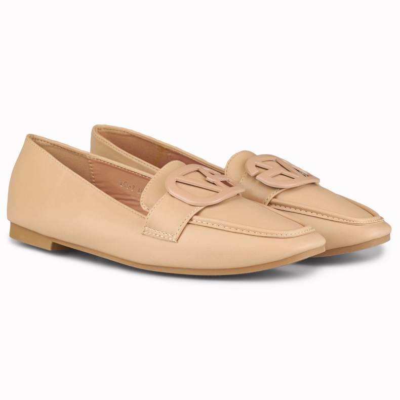 Zapatos beige oscuro para mujer fabricados en ecopiel 2