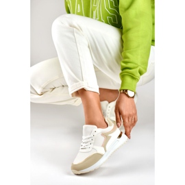 Zapatillas deportivas de mujer con detalle dorado. beige 1