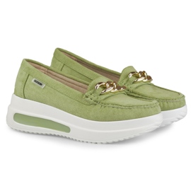 Mocasines de mujer verde claro en la plataforma. 4