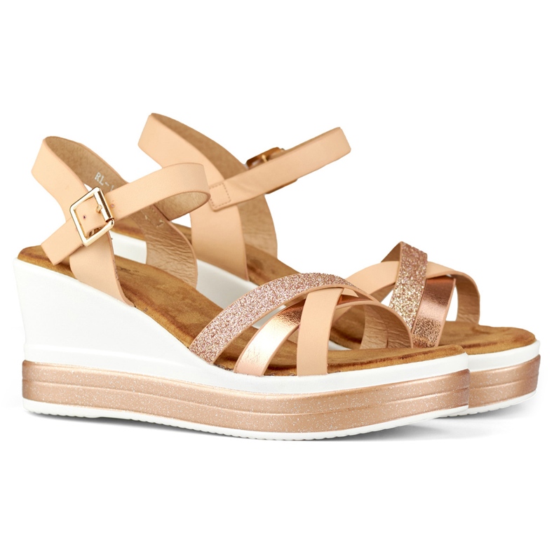 Sandalias cuña beige con tira brillante 1