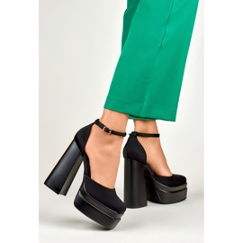 Sandalias negras de tacón alto de Libby. negro 5