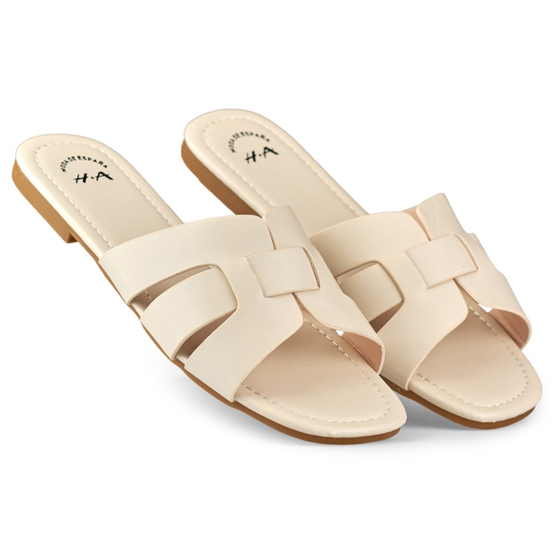 Babuchas mujer beige con suela plana 1