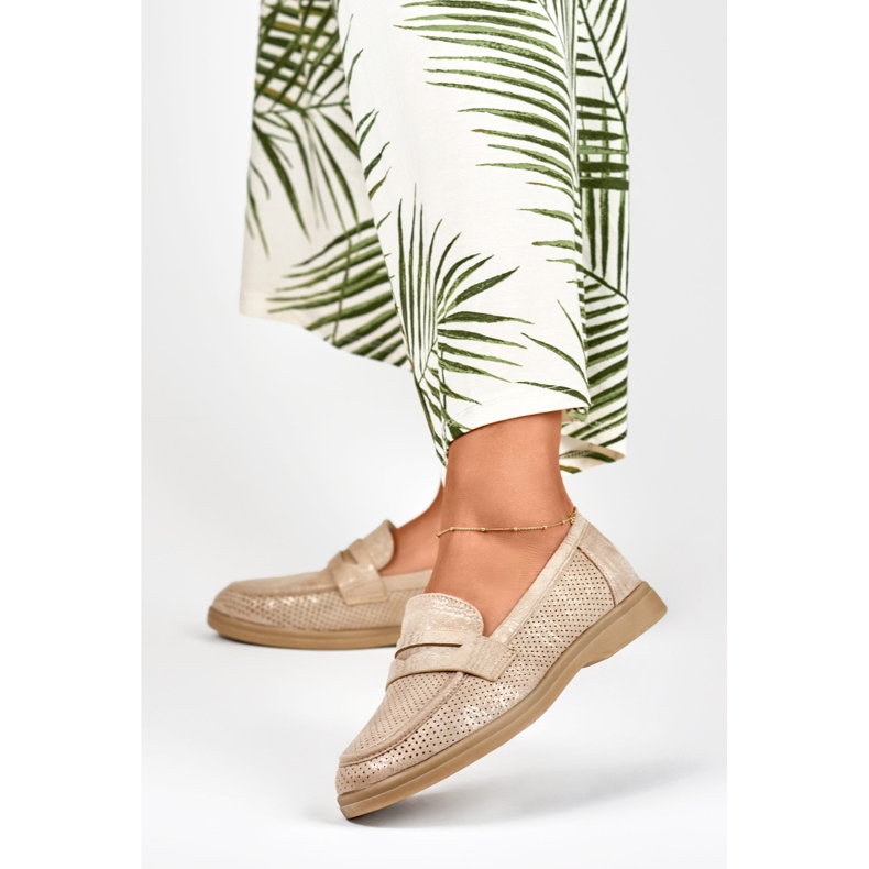 Zapatos mujer calados con brillo dorado beige 2