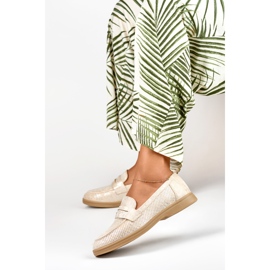 Zapatos mujer calados con brillo plateado beige 1