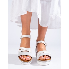 Sandalias cuña Shelovet blancas blanco 2
