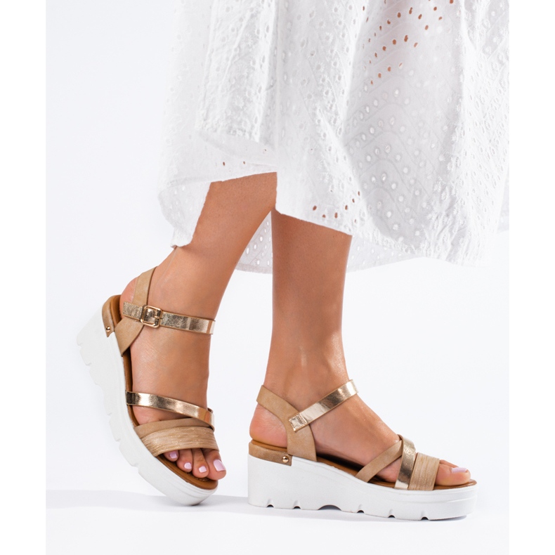 Sandalias cuña Shelovet beige 1