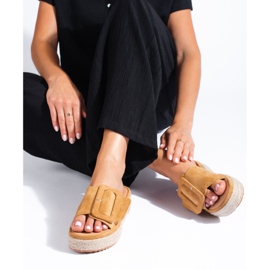 Chanclas Shelovet de ante camel beige 3