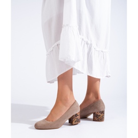 SHELOVET Zapatos de tacón bajo en ante beige de Sheovet 2