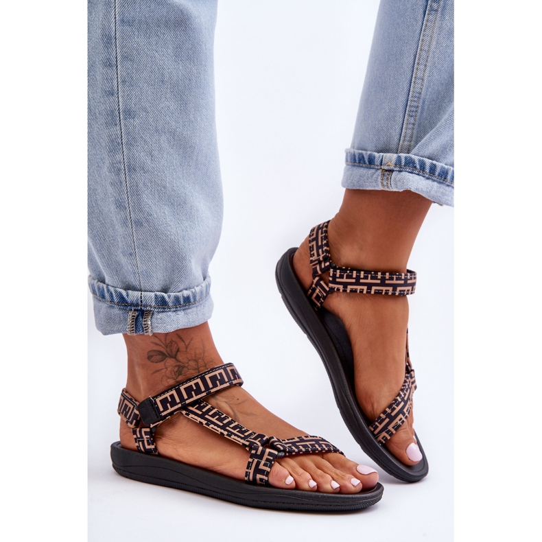 Sandalias Deportivas De Mujer De Satén Negro Y Beige Victory 1