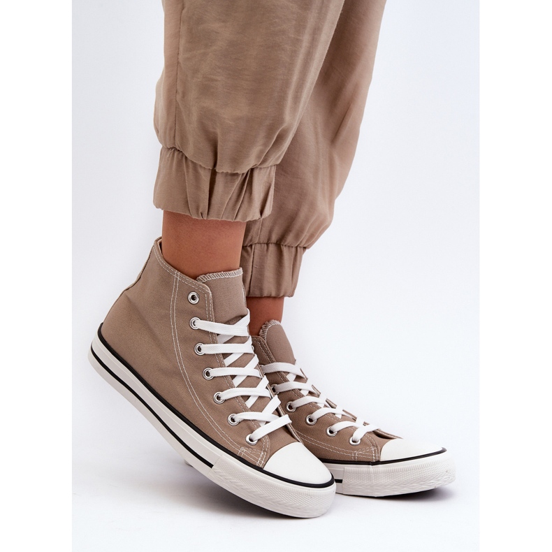 FR1 Zapatillas Altas Clásicas Mujer Beige Remos 1