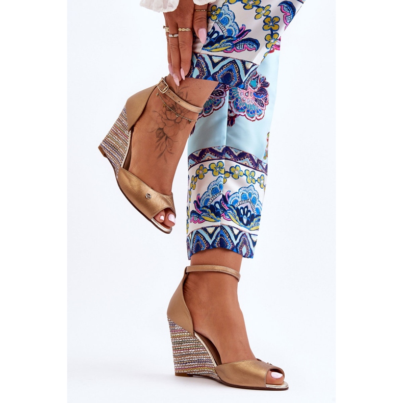 Sandalias Piel Cuña Laura Messi 2603/784 Oro dorado 2