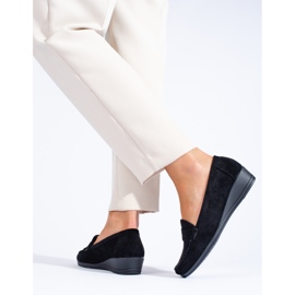 Mocasines de ante negros con cuña baja de Shelovet 3