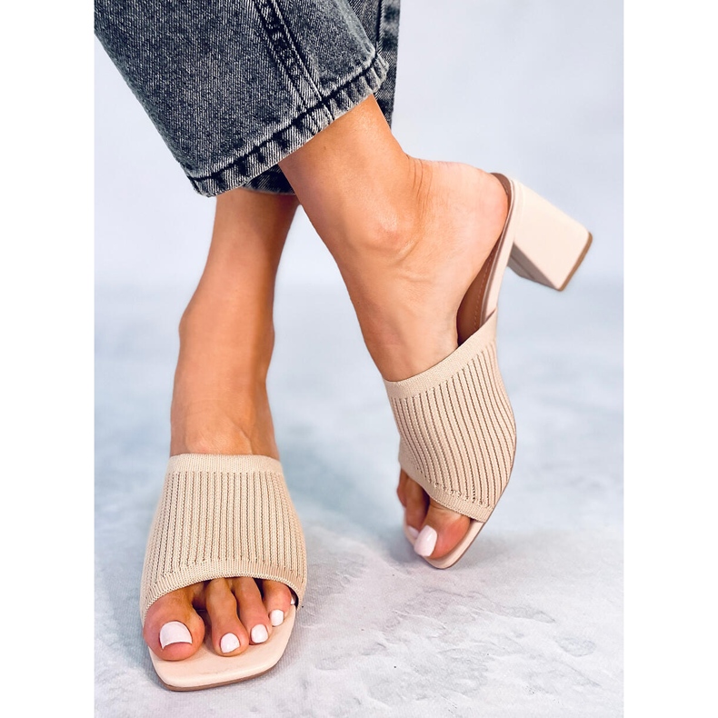 Greet Sandalias beige con tacón 2 Greet Sandalias beige con tacón 2