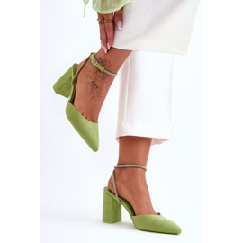 Salones De Ante Con Tira Decorativa Verde Lirosa 2