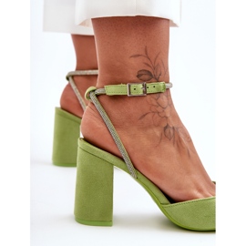 Salones De Ante Con Tira Decorativa Verde Lirosa 3