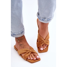 Pantuflas de terciopelo para mujer Camel Vanilla Sky marrón 1 Pantuflas de terciopelo para mujer Camel Vanilla Sky marrón 1