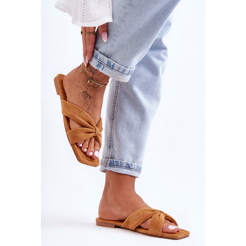 Pantuflas de terciopelo para mujer Camel Vanilla Sky marrón 2