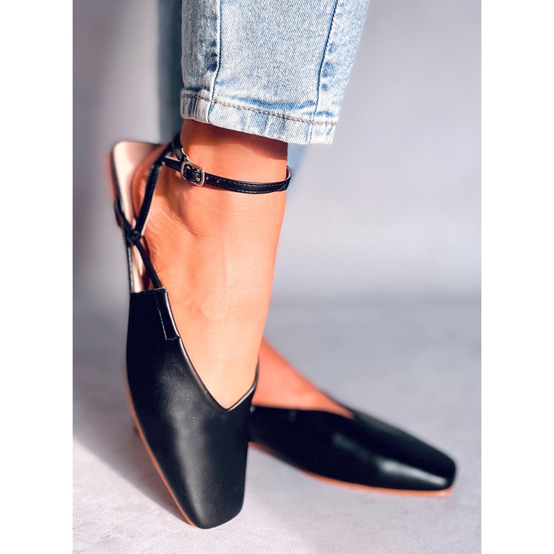 Bailarinas con tacón abierto de Gianna Black negro 1