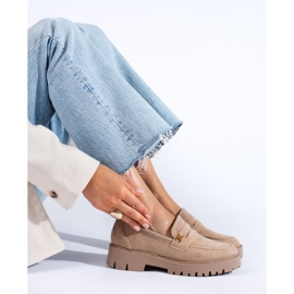 Zapatos clásicos de mujer en ante beige claro de Shelovet 1