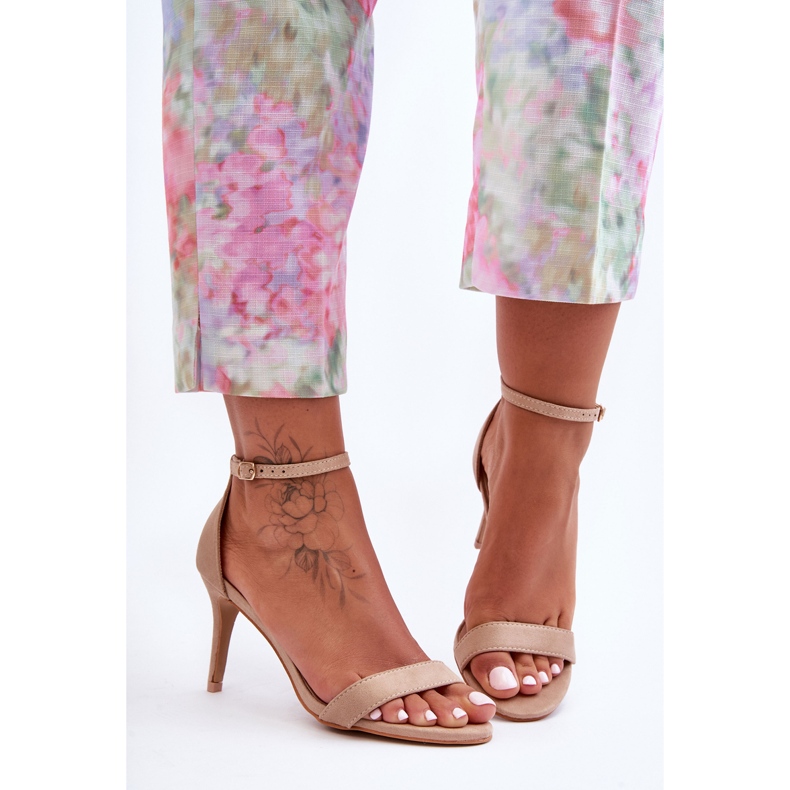 Sandalias Clásicas De Ante Sobre Tacón Tossa Beige 2