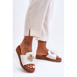 PG1 Pantuflas de Mujer en Piel con Plataforma y Adorno Azera Blanco 3
