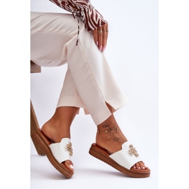 PG1 Pantuflas de Mujer en Piel con Plataforma y Adorno Azera Blanco 6
