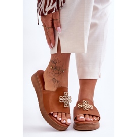 PG1 Pantuflas Mujer Piel Plataforma Con Adorno Marrón Azera 3