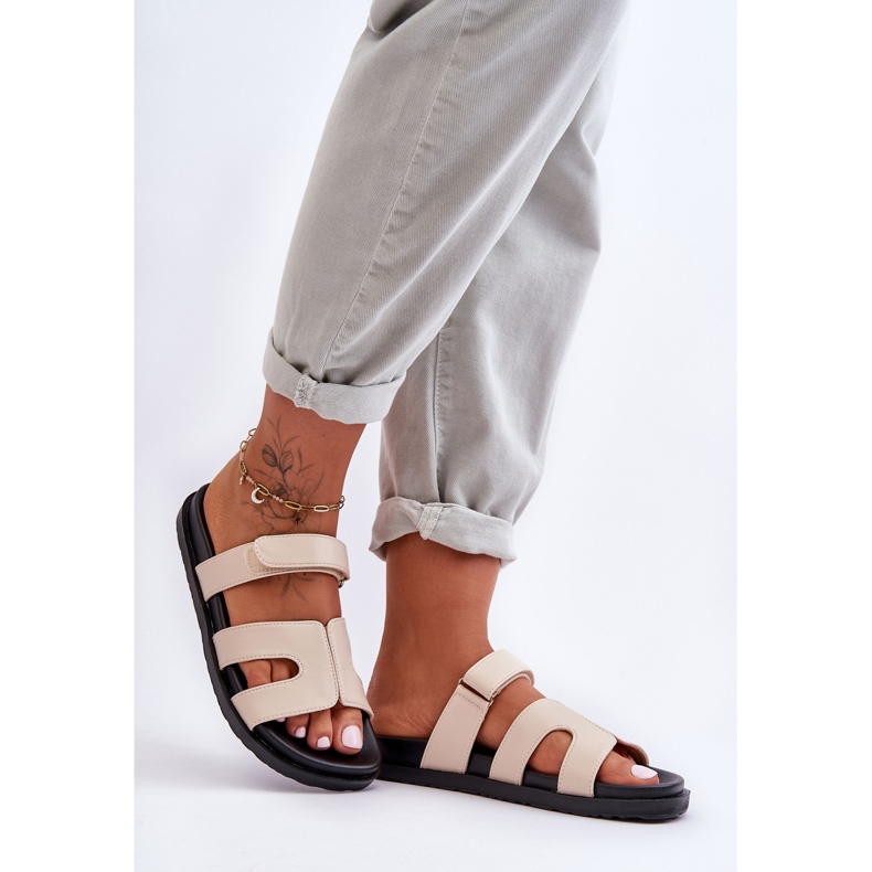 Pantuflas Clásicas Mujer Piel Velcros Beige Amedon 2