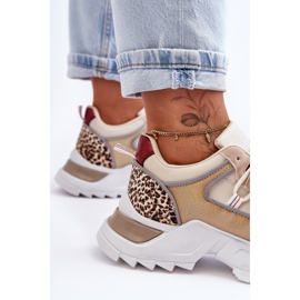 Zapatos Deportivos En Una Suela Masiva Beige Corena 4