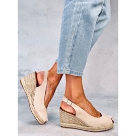Alpargatas con cuña y puntera abierta Nevil Beige 1