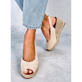 Alpargatas con cuña y puntera abierta Nevil Beige 5