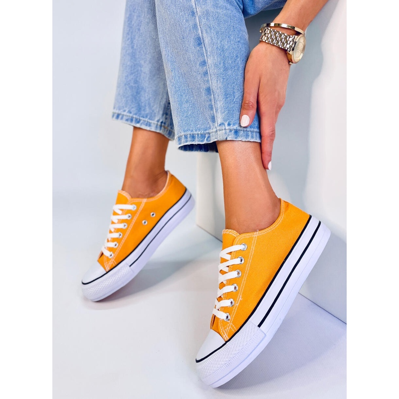 Zapatillas clásicas de mujer Fargis Yellow amarillo 1