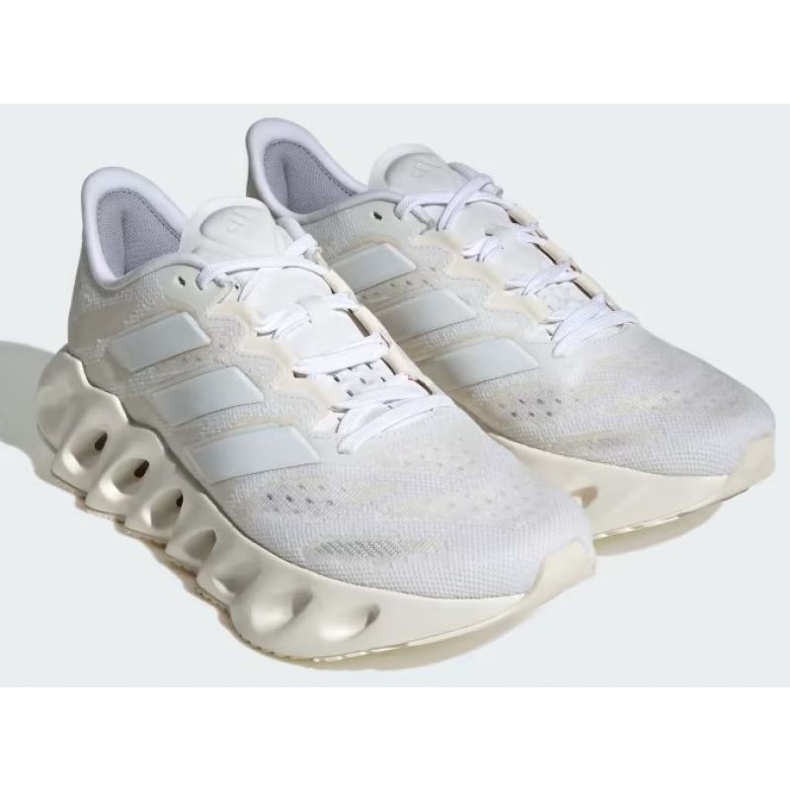 Zapatillas adidas Switch Fwd W ID1789 blanco 1