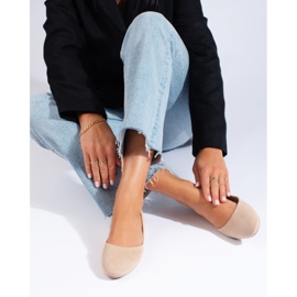 Cómodas bailarinas de ante beige 1 Cómodas bailarinas de ante beige 1