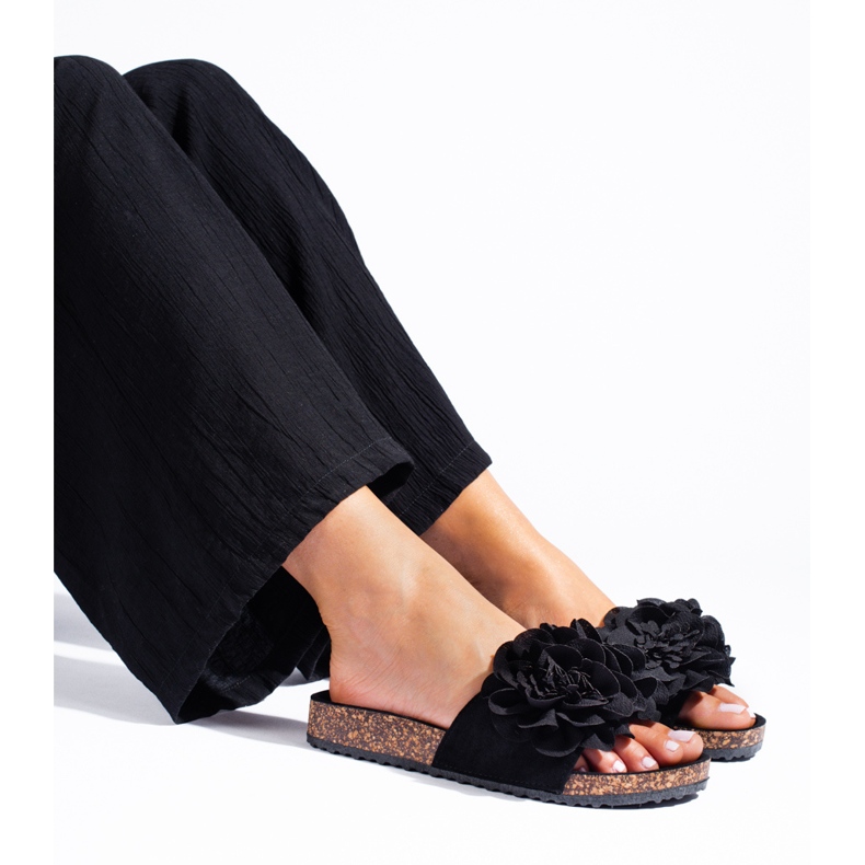 Sandalias Shelovet de corcho negro con flores 1