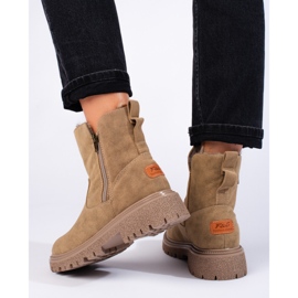 Botas aislantes de mujer. marrón 5