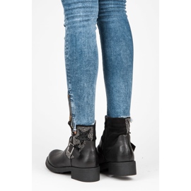 Kylie Botas de rock negro 1